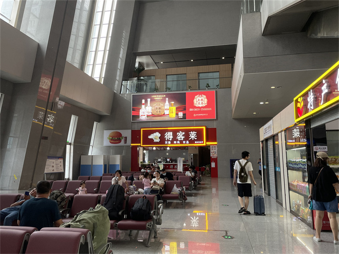 高鐵廣告已成為主流廣告投放媒體，高鐵廣告如何投放？