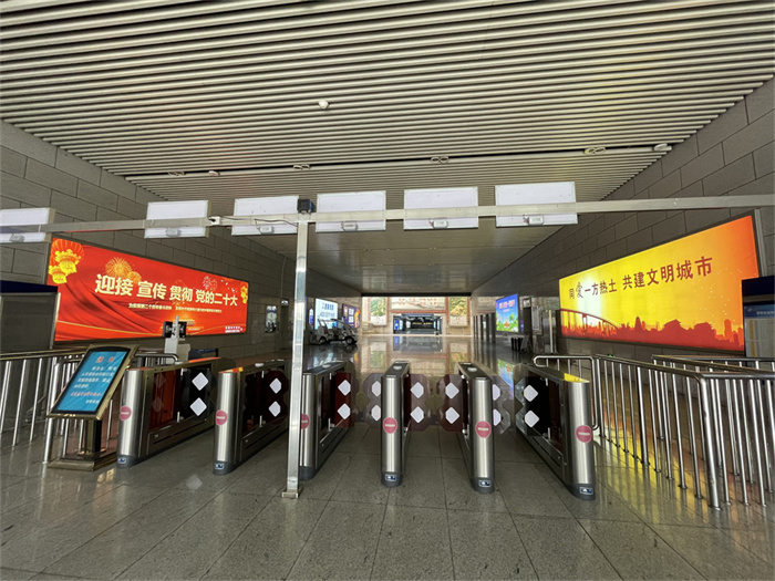 高鐵廣告本身就具有整潔舒適、便捷、休閑娛樂(lè)的優(yōu)質(zhì)環(huán)境